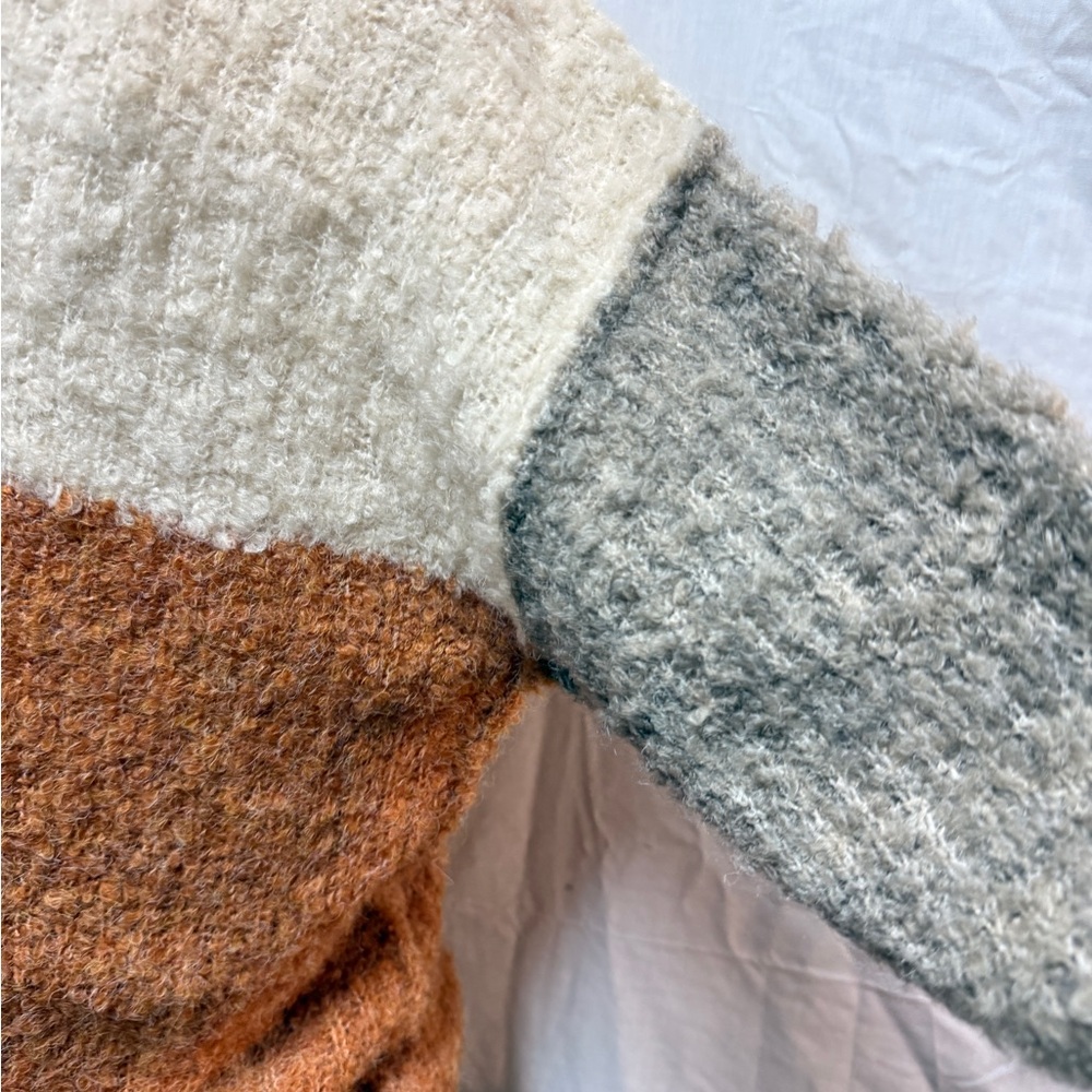 Mystree Cream and Orange Colorblock Turtleneck Sweater - Picture 2 of 3